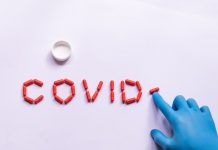 大年初一新加坡报告 新增6,264 例 COVID-19 病例,打破了新加坡新冠疫情每日新增记录,3 人死亡 新加坡新冠疫情每日新增记录