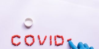 大年初一新加坡报告 新增6,264 例 COVID-19 病例,打破了新加坡新冠疫情每日新增记录,3 人死亡 新加坡新冠疫情每日新增记录